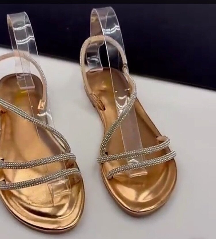 Ladies sandals