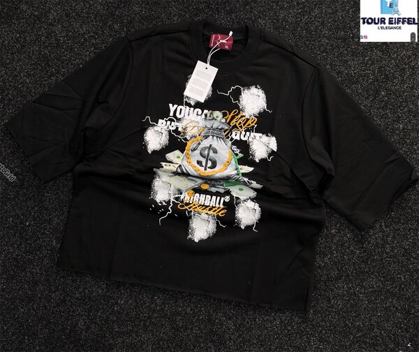 T-shirt homme noir moderne