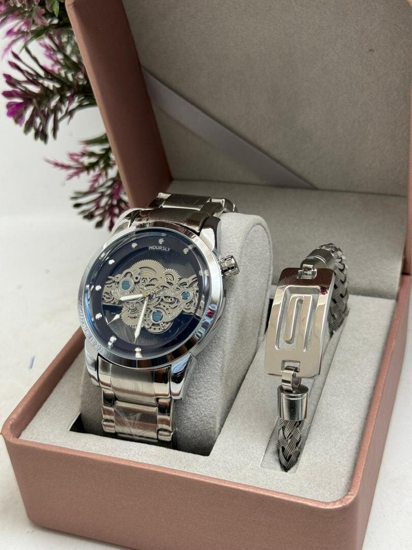 Chain watch with bangle set