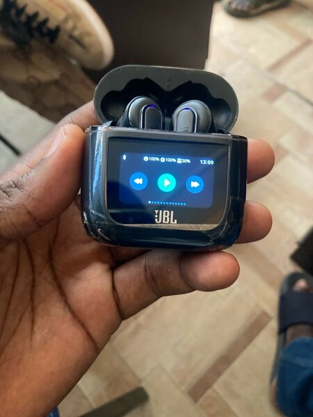 JBL TOUR PRO 2