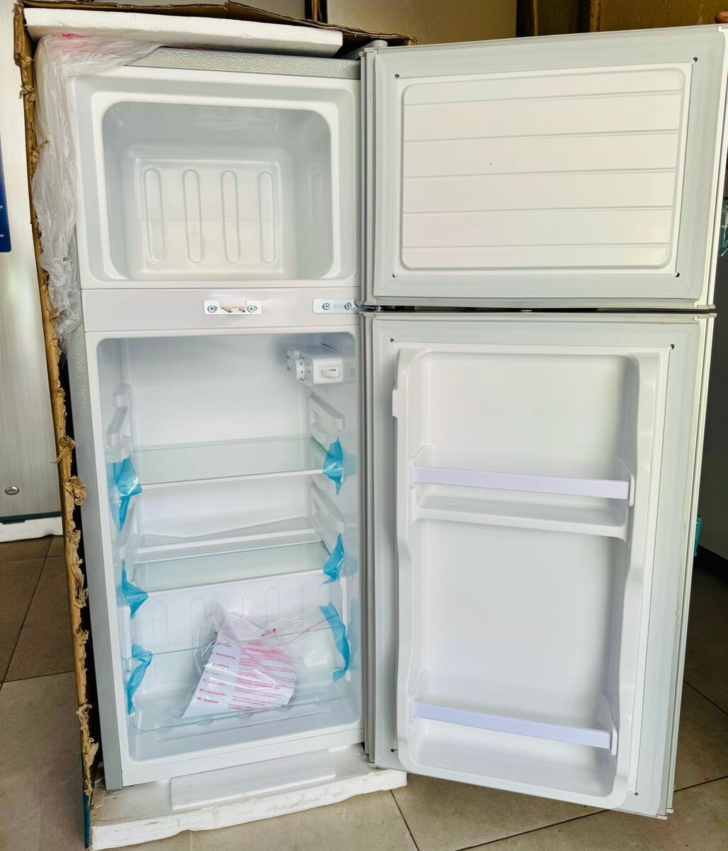 Réfrigérateur combiné NASCO