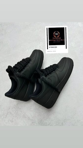 Basket nike air force authentique avec sa boîte