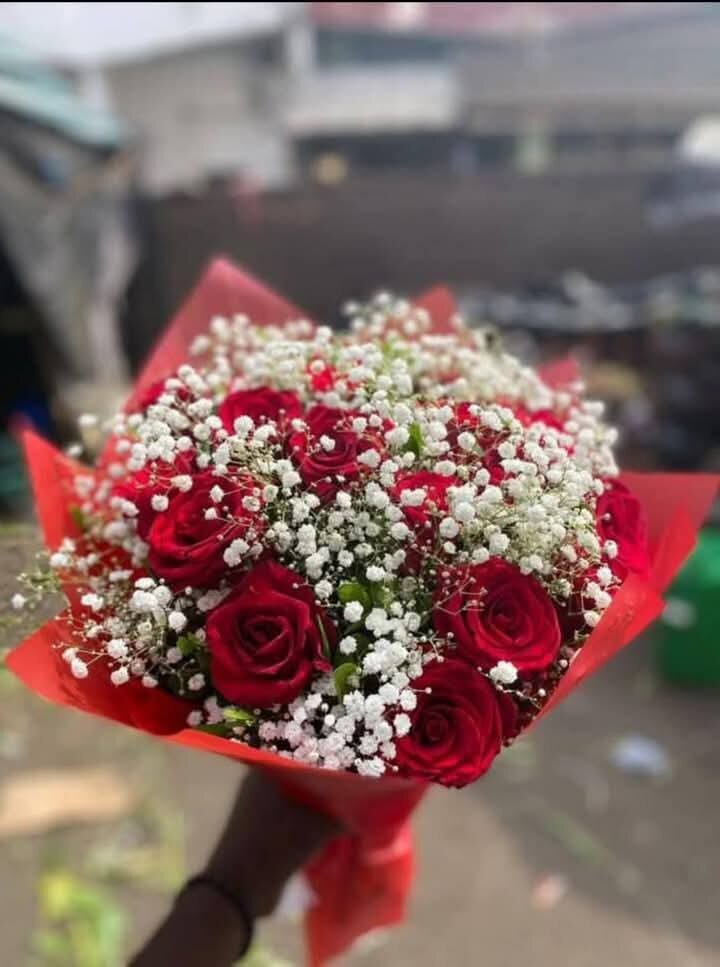 Fleurs et cadeaux d anniversai