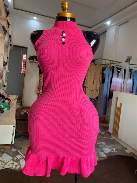 Robe Élegante sans Bretelles