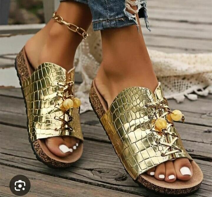 Sandales dorées mode