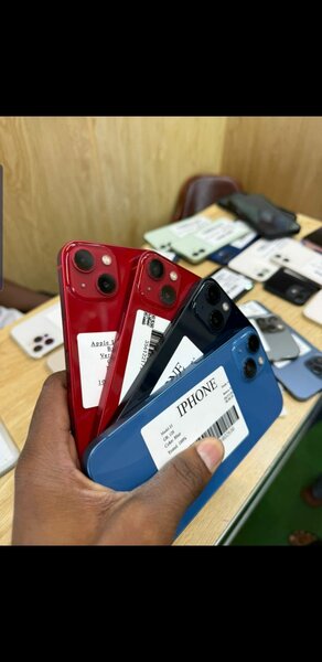 iPhone Multicolore - Nouveauté
