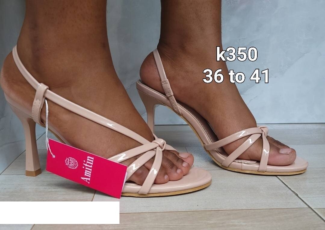 belles chaussures pour femmes