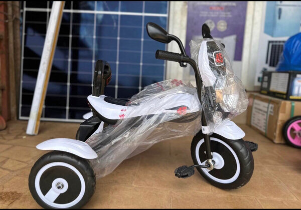 Tricycle Enfant Rose ou Blanc