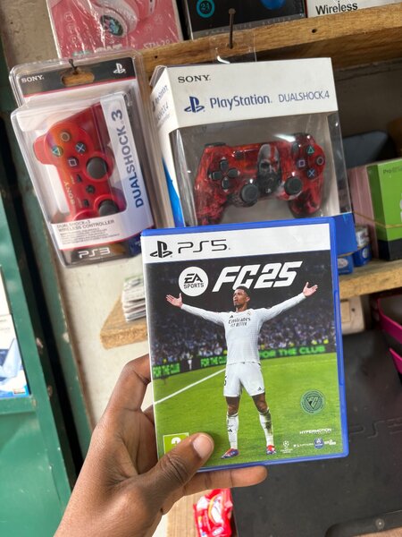 Jeux PS5: Call of Duty, FC25, The Last of Us