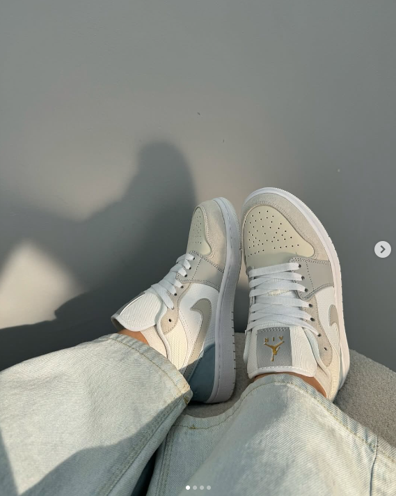 Кроссовки Air Jordan 1 low “Paris” белый,серый,кремовый