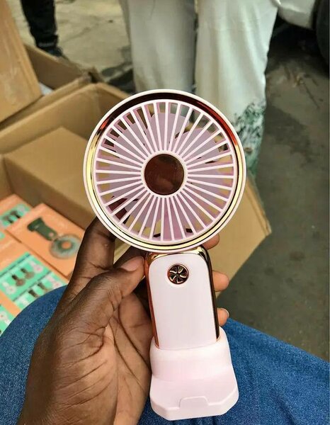 Ventilateur portable USB rose