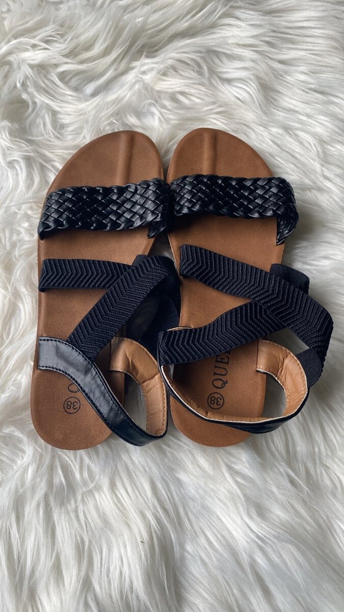 Sandales tressées en cuir élégantes