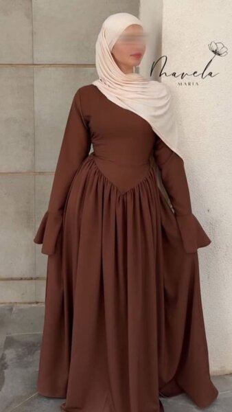 Robe élégante longue polyvalente