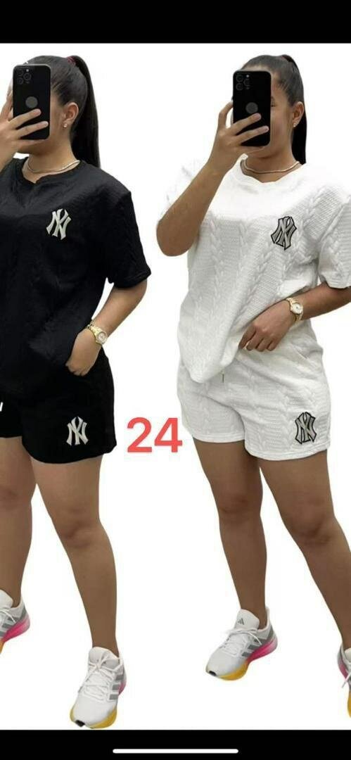 Ensemble sport décontracté