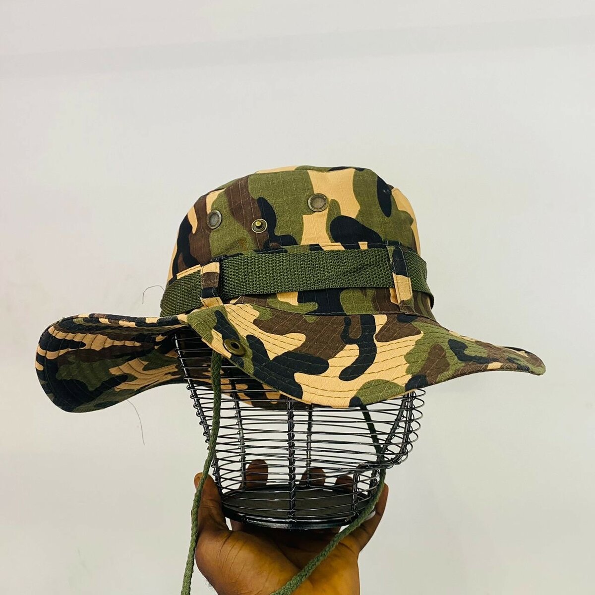 FLEECE / BUCKET HATS