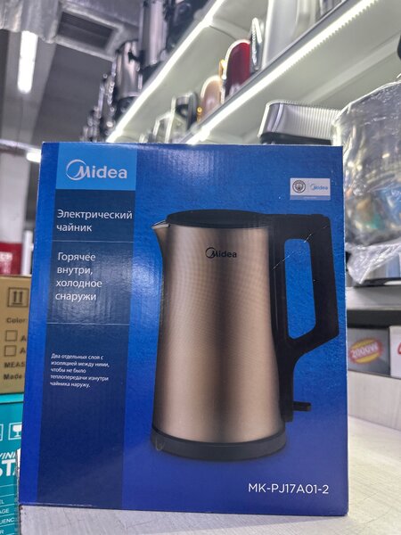 От фирмы :Midea чайники