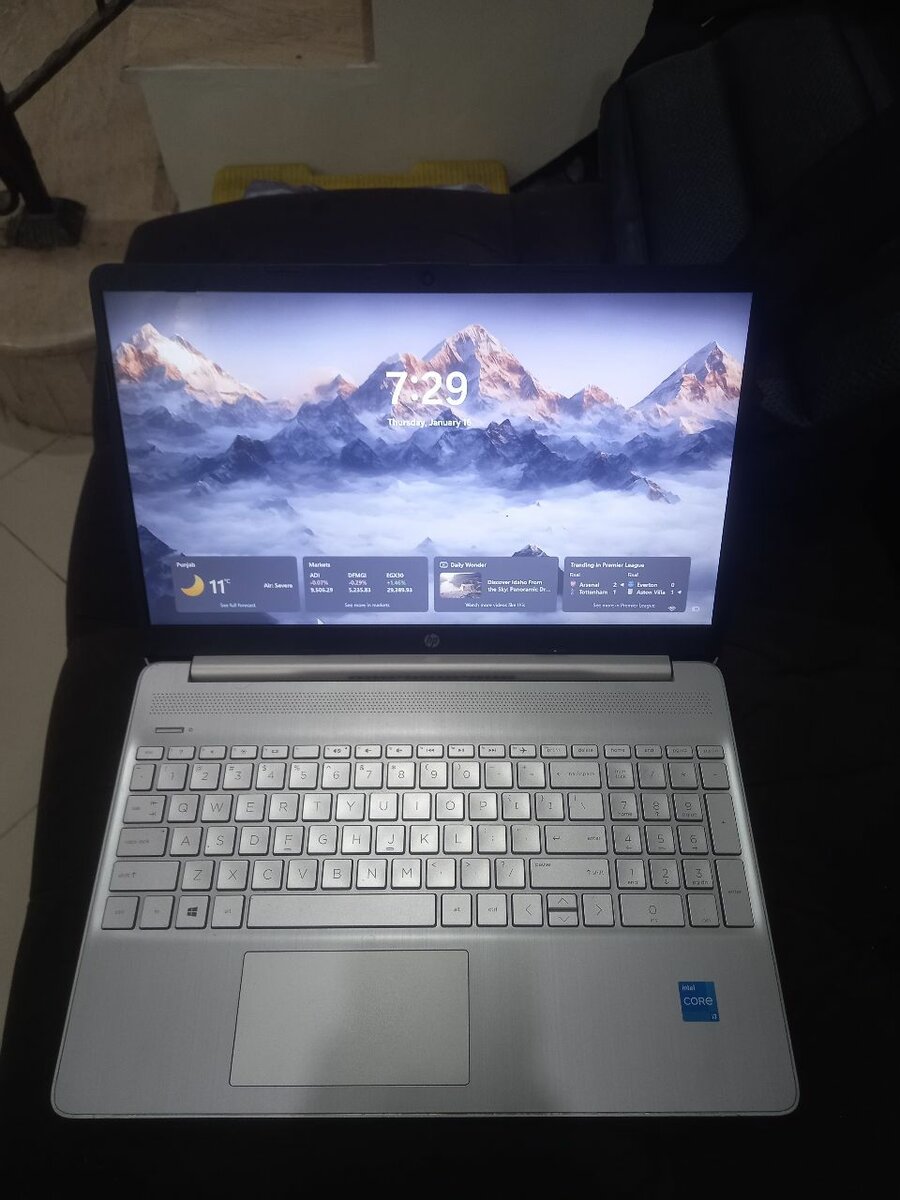 Hp i3 11nth generation brand new