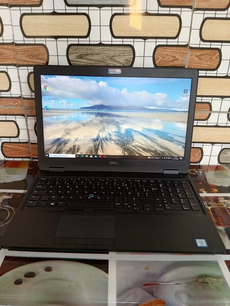 Dell latitude i5 V Pro