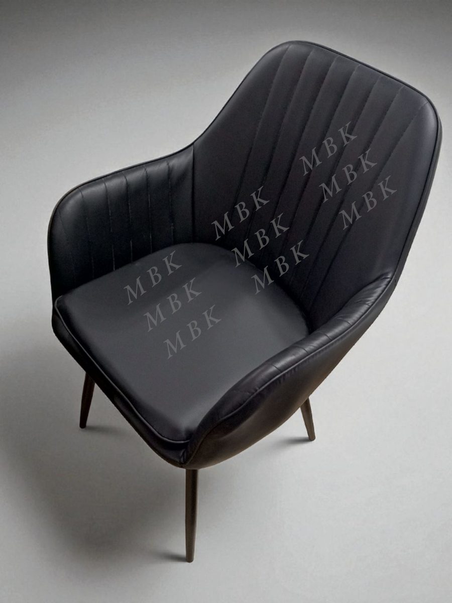 Chaise d'intérieur élégante