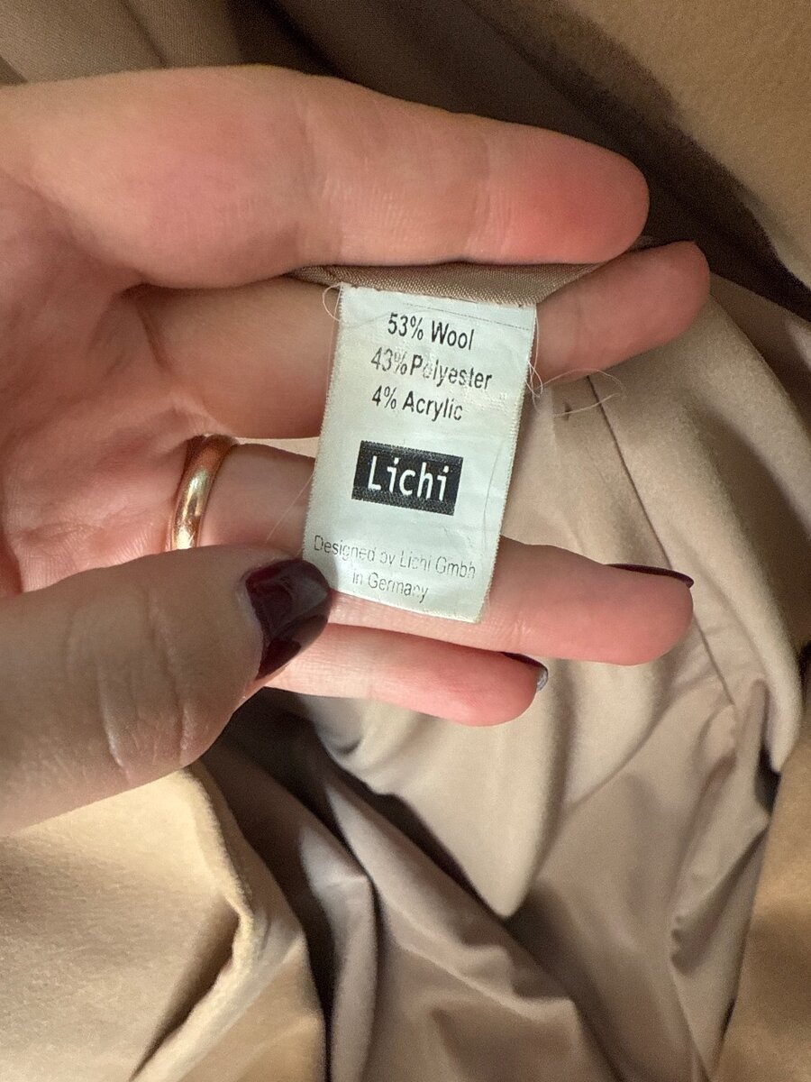 Пальто LICHI, оригинал. 53% шерсти, пальто на запах, 120 см