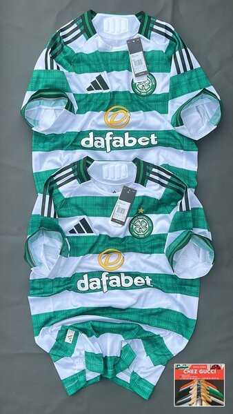 Maillot de Football Vert Rayé