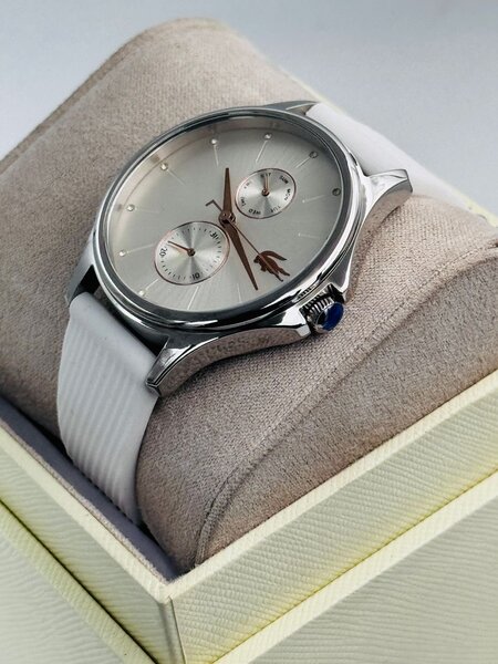 Montre Lacoste pour femme