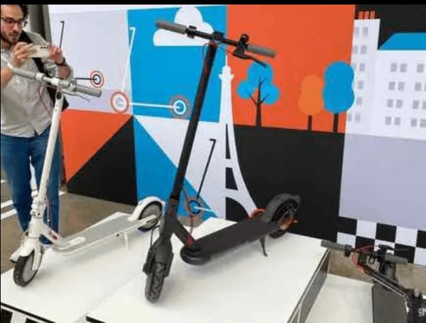 Trottinette électrique pliable