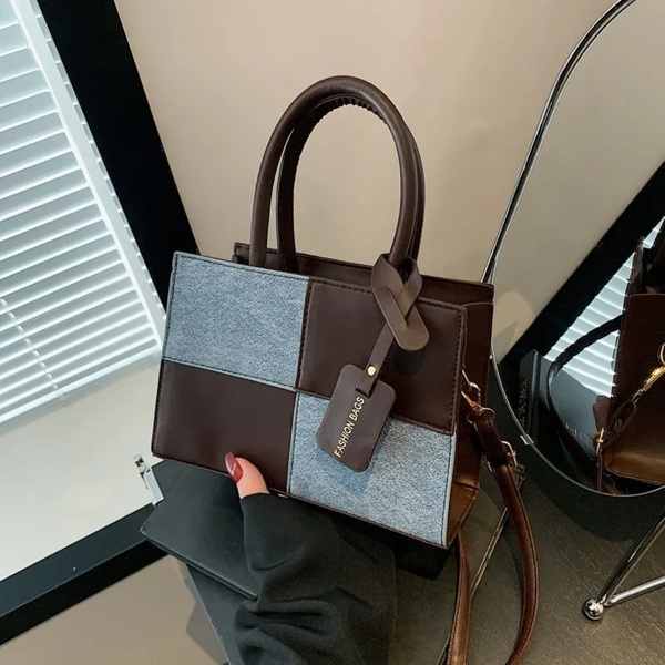 Sac à main carré élégant