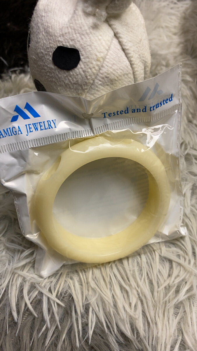 Bracelet en résine élégant