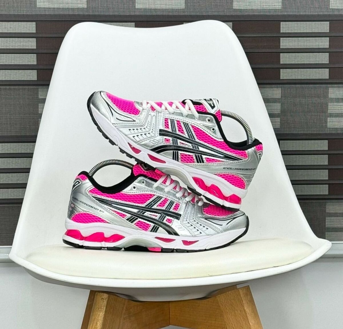 ASICS SNEAKER
