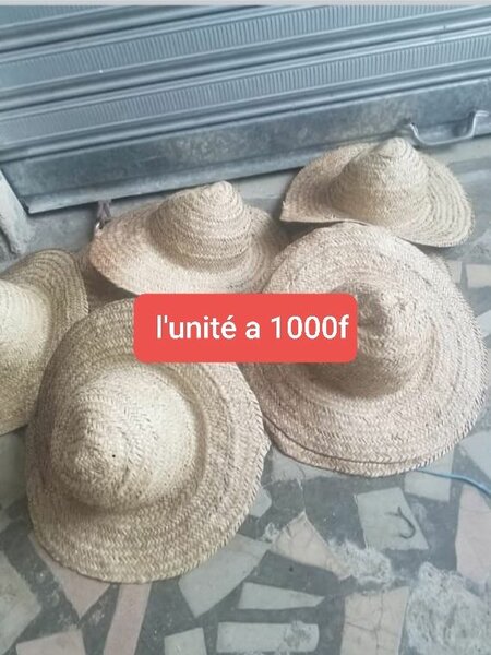 Chapeau en paille d'été