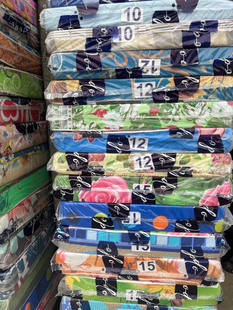 Matelas en mousse colorés