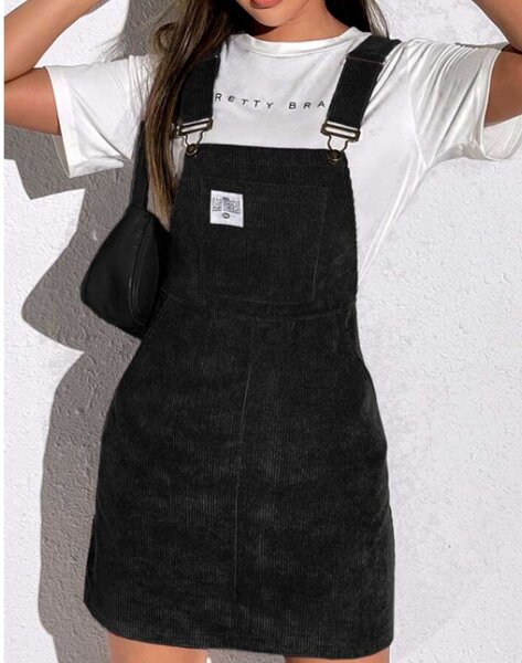 Robe salopette en velours côtelé