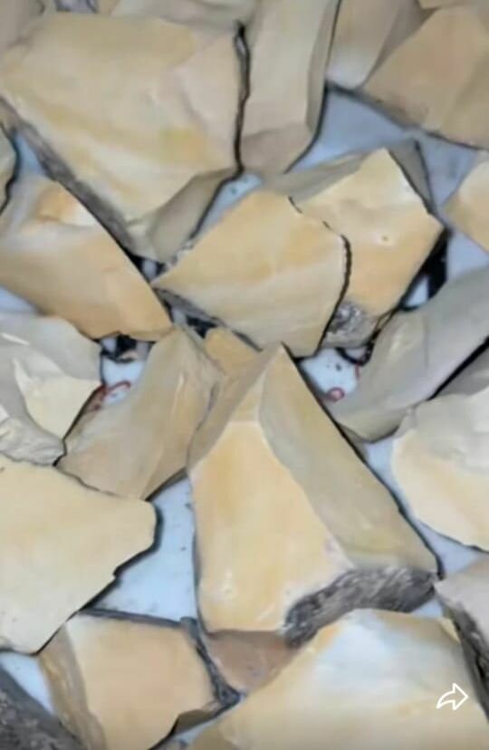 Kaolin en morceaux naturels