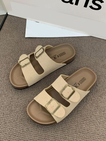 Sandales à boucle élégantes