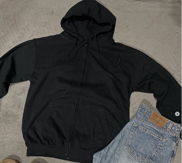 Zip up black hoodie size XL