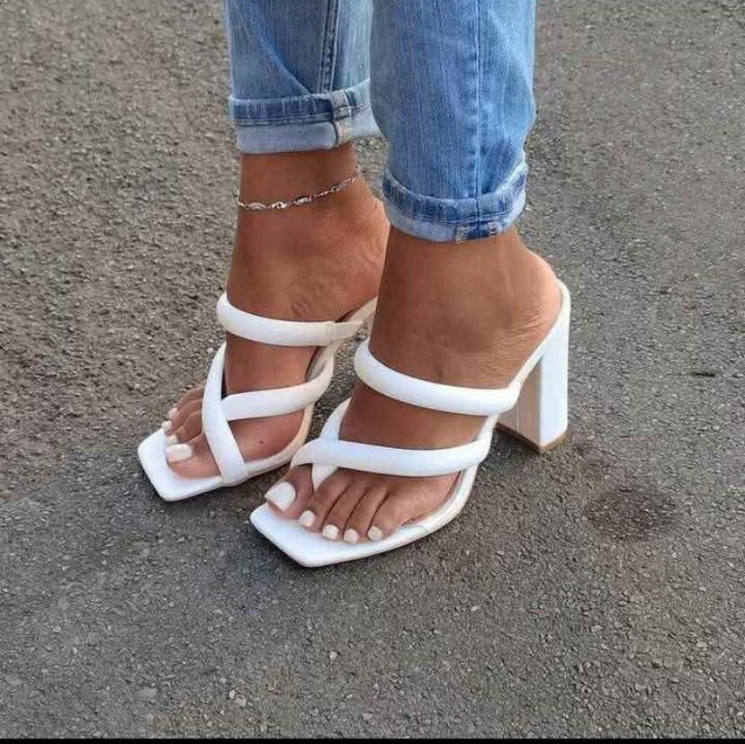 Sandales à talons élégantes