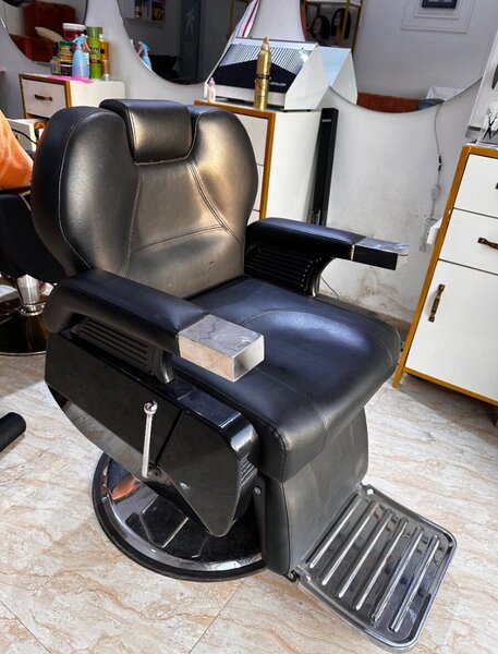 Barbering chair and clippers