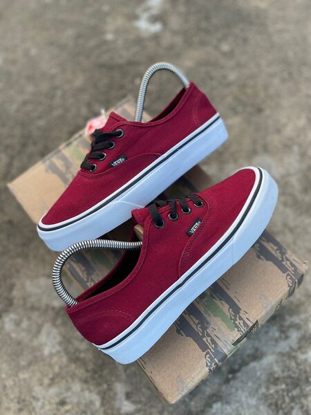 Vans classic rouge bordeau