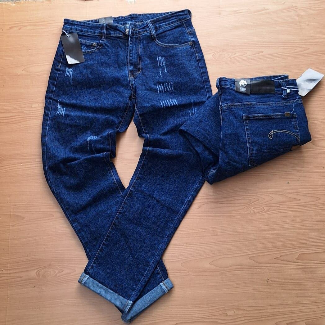 Stock jeans