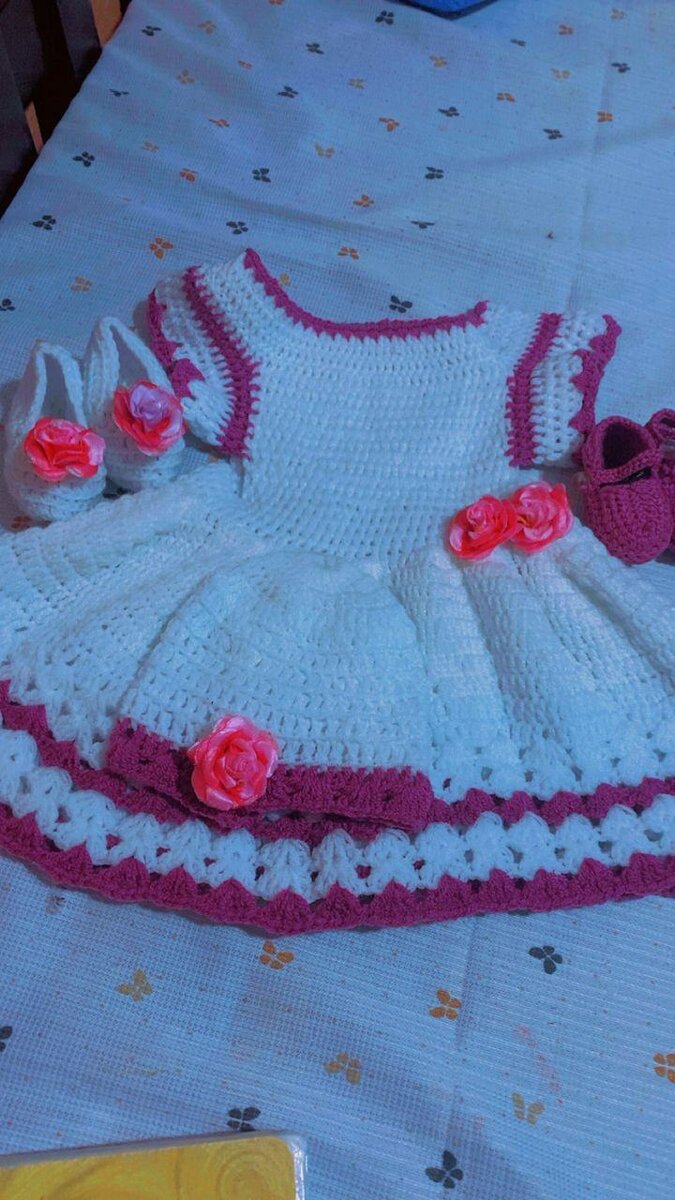 Robe Bébé Crochet Blanc Rose