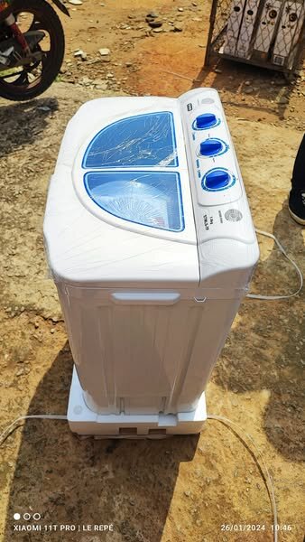  Machine à Laver Double Bac -Semi-Auto STMLS-7H- 7Kg