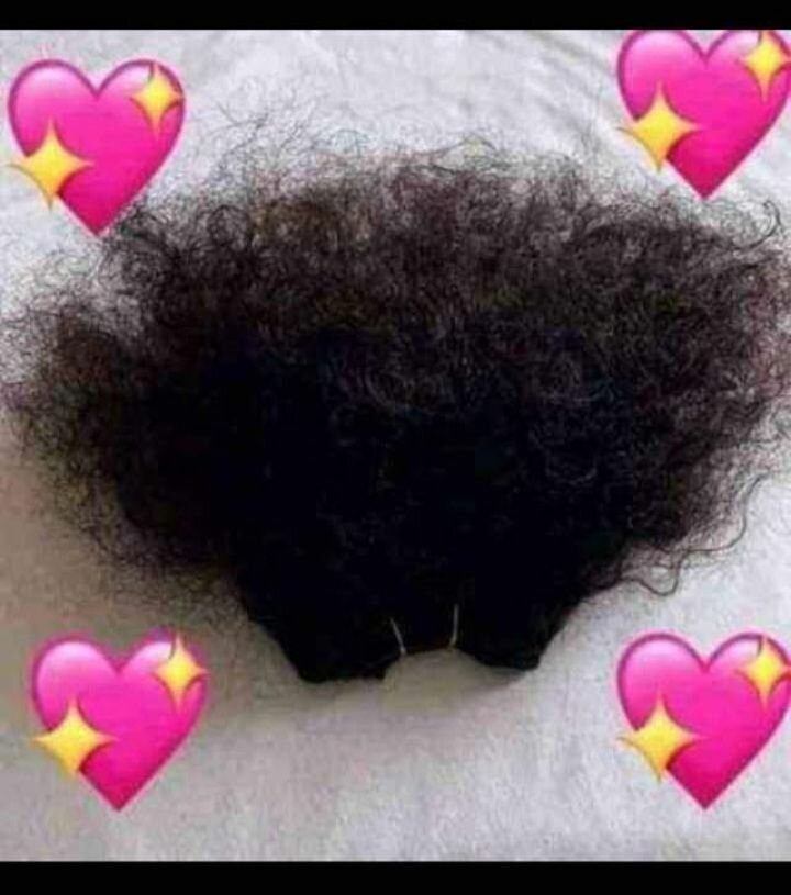 Perruque bouclée noire