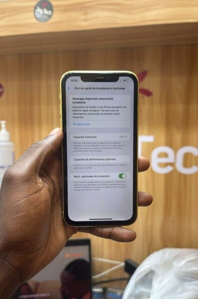 iPhone 11 Jaune Débloqué