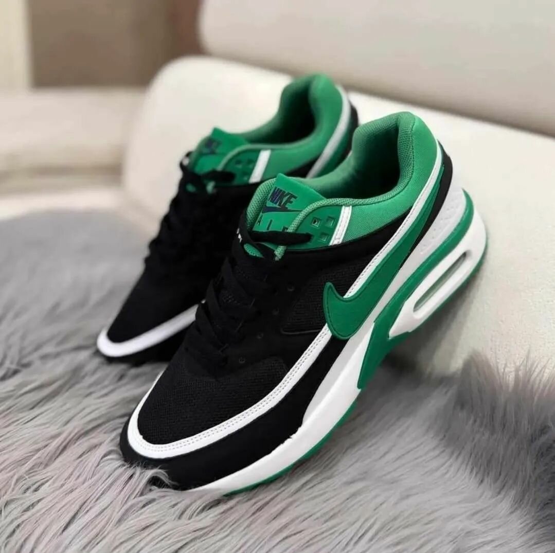 Baskets air max vert et noir