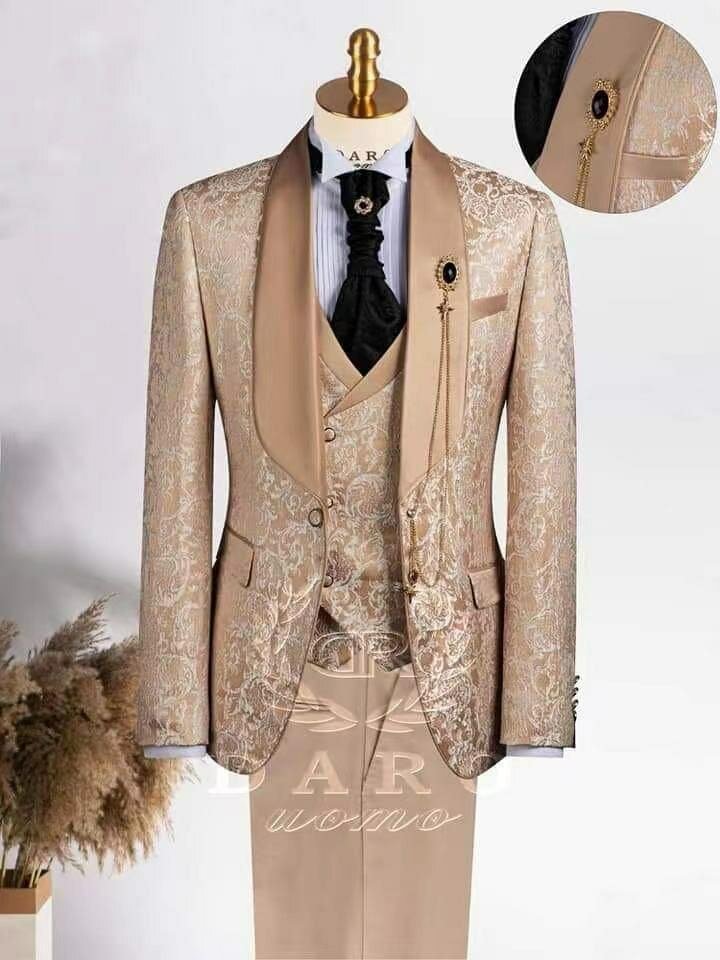 Costume de marié élégant homme