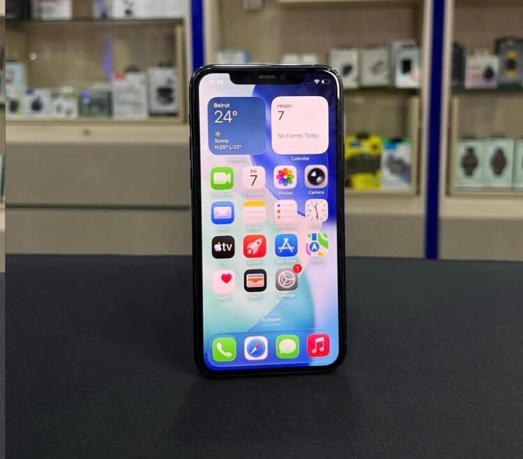 IPHONE 11 PRO