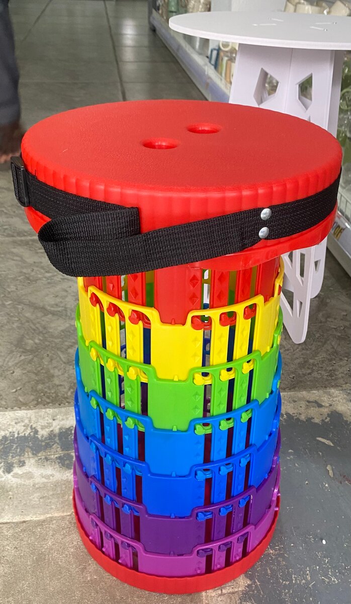 Tabouret pliable arc-en-ciel