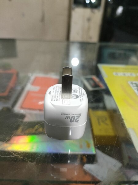 I phone 13.14.15 c.to iphone 20 watt adopter