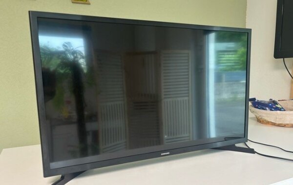 Télévision LED Samsung 32"